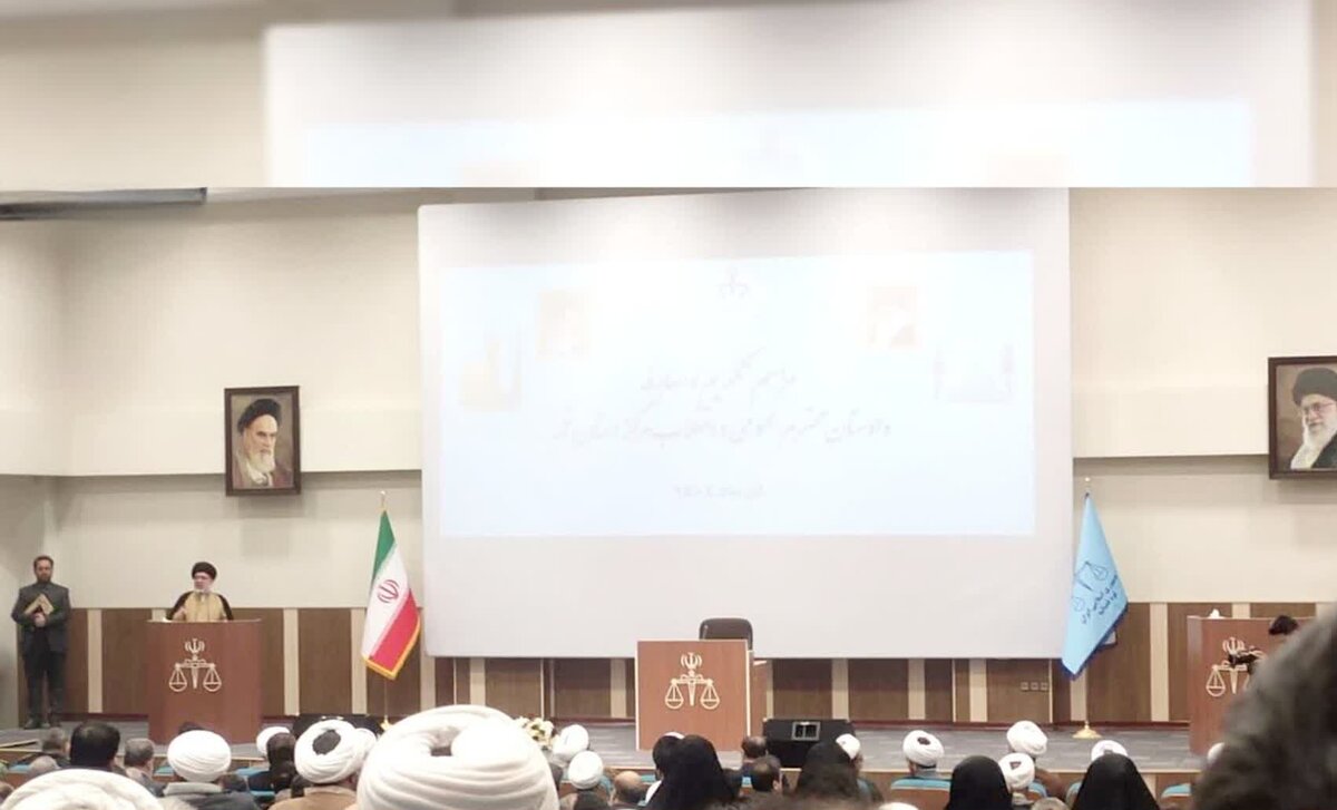 آیین تکریم و معارفه دادستان عمومی و انقلاب مرکز استان قم برگزار شد