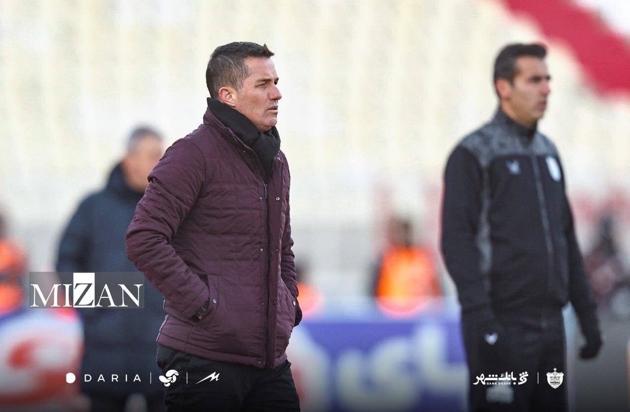 حلالی: از ابتدای فصل نسخه اشتباهی برای پرسپولیس پیچیدیم/ رفتار چند بازیکن در ضربات پنالتی پسندیده نبود