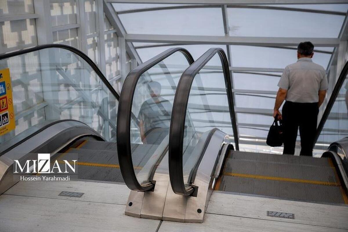 ۳۲ یونیت پله برقی در پل‌های عابر پیاده تهران نصب شد