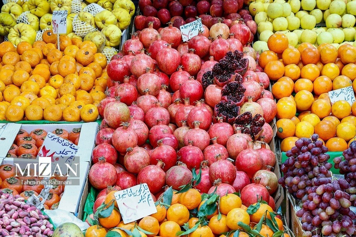 رئیس اتاق اصناف تهران: بازار شب یلدا با کمبود کالا مواجه نیست