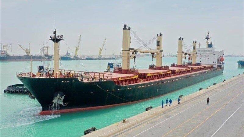 پهلوگیری موفق کشتی ۶۶ هزار تنی گندم کیفی در بندر شهید