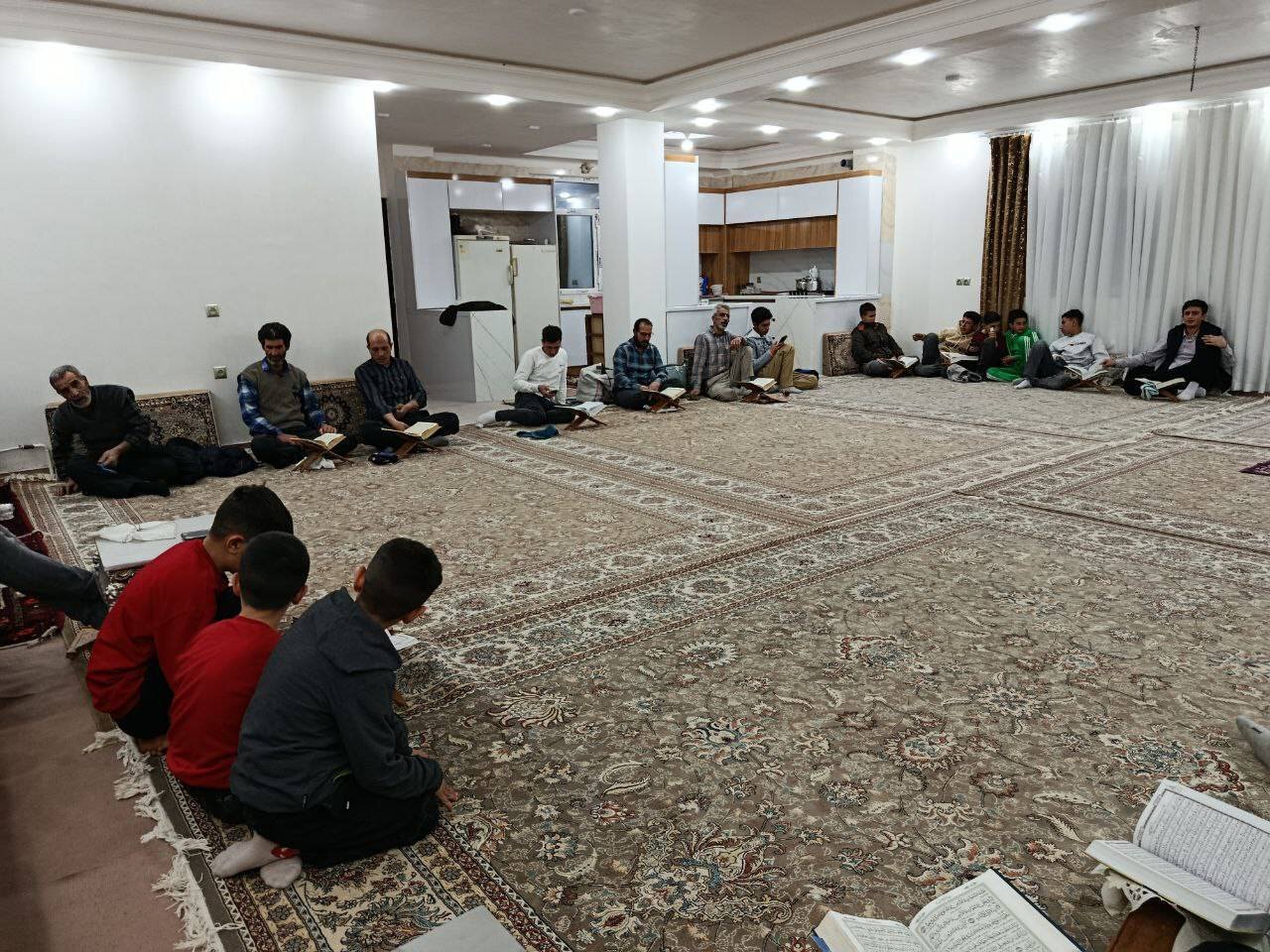 صدای دلنشین قرآن کریم در روستای توآباد پیچید + عکس