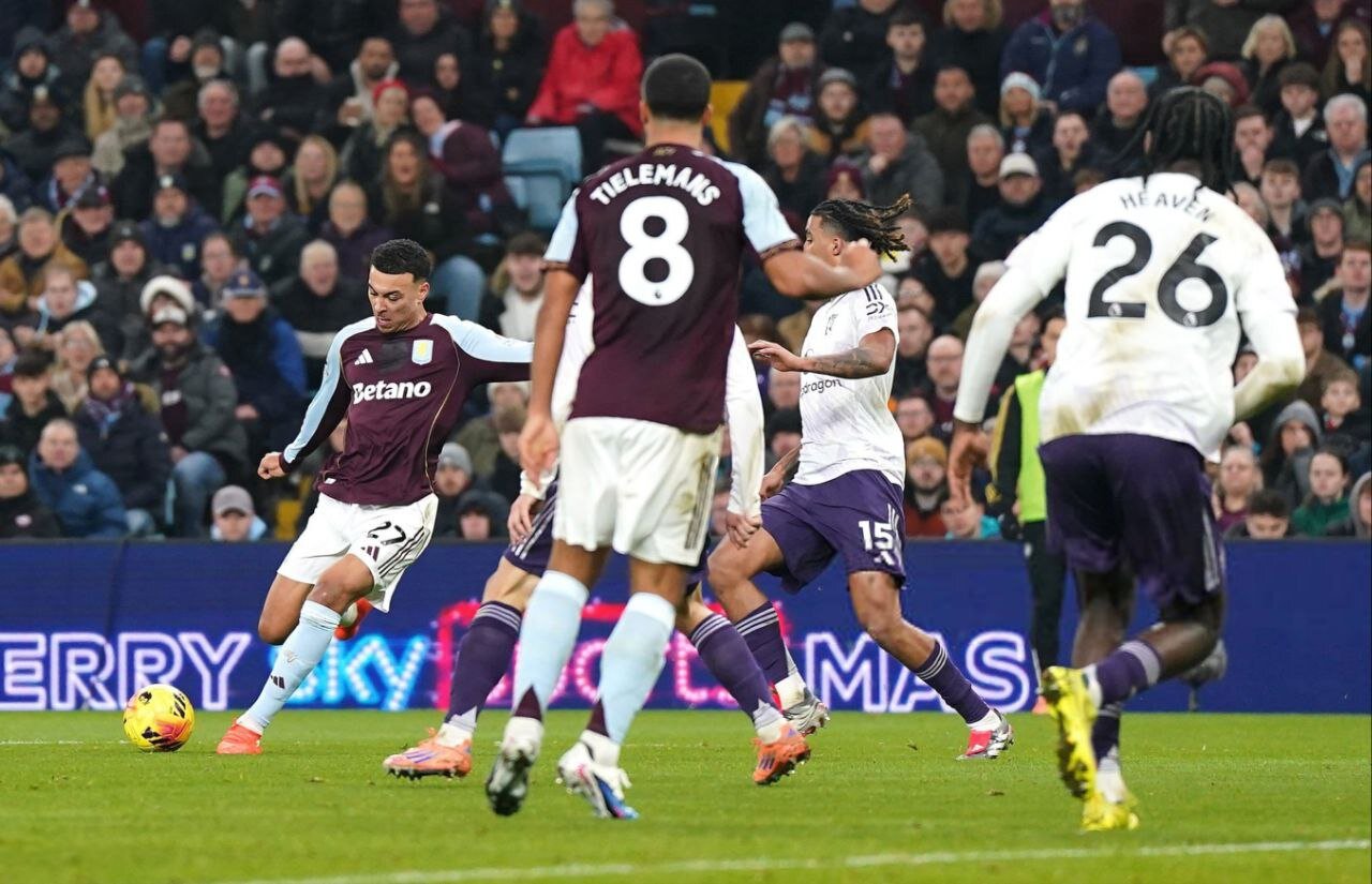 ویلا ۲-۱ یونایتد؛ هیولای ویلا پارک علیه شیاطین