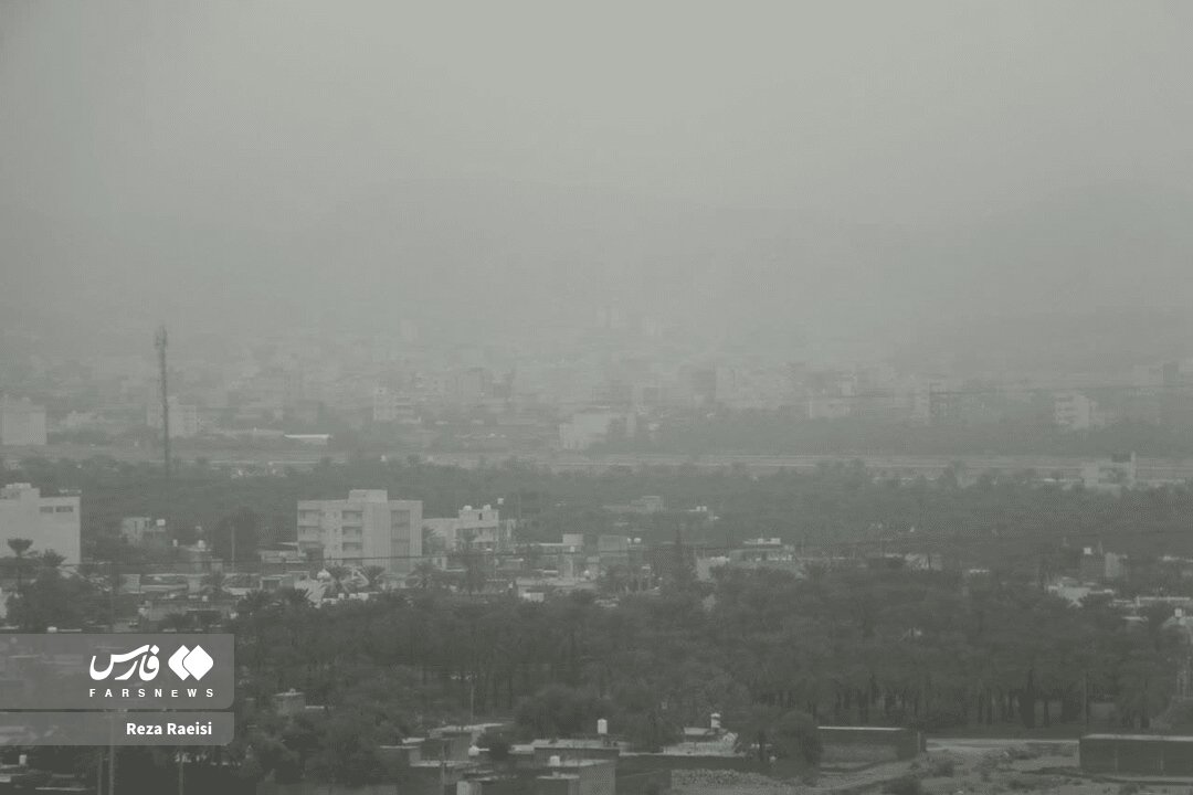 آسمان خاکستری جم