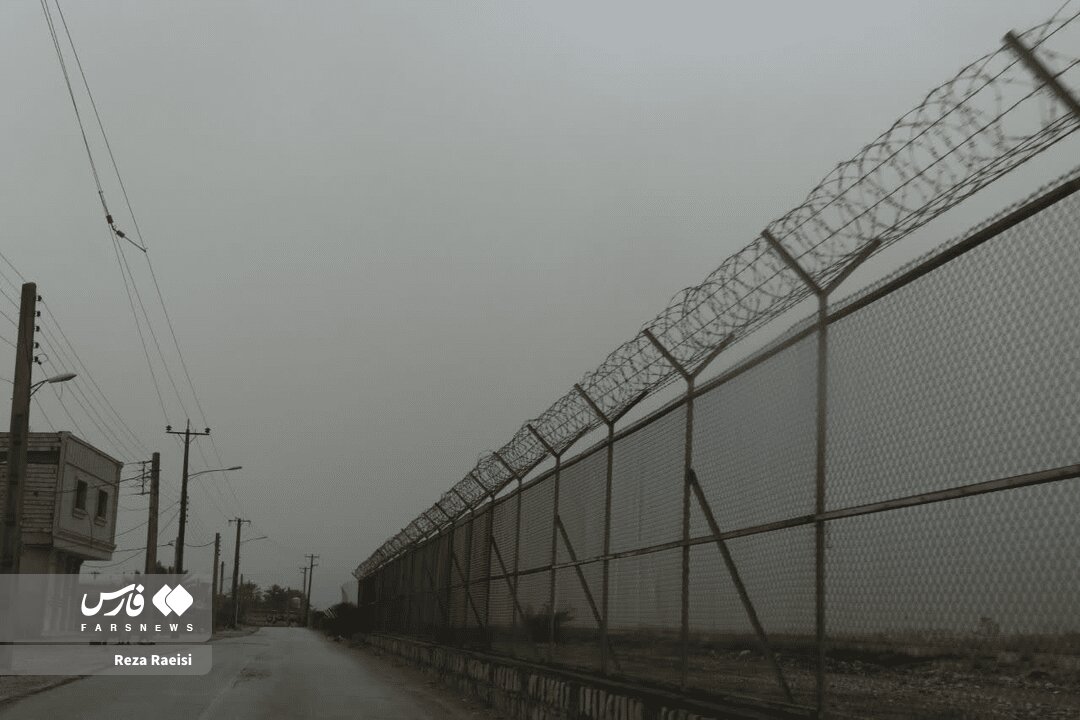 آسمان خاکستری جم