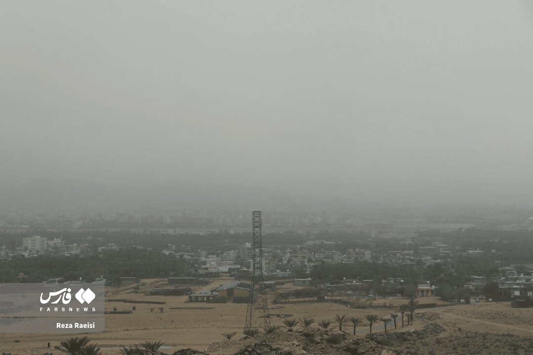 آسمان خاکستری جم