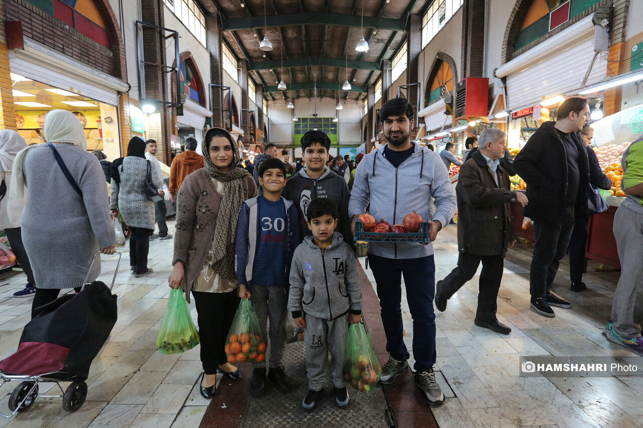 عکس/حال و هوای شب یلدا در میادین تره بار پایتخت