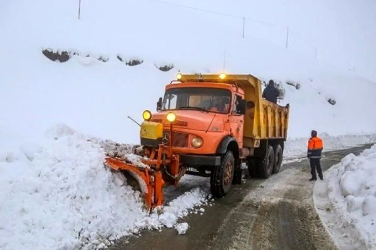 برفروبی بیش از 10 هزار کیلومتر باندراه در استان مرکزی