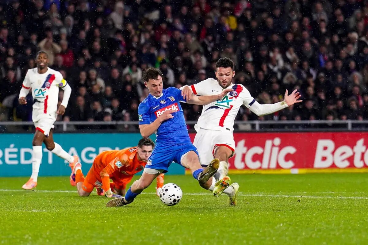 ویدیو: خلاصه بازی فونتنی 0 - پاری سن ژرمن 4