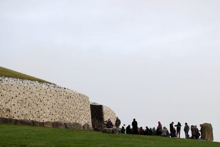 مراسم انقلاب زمستانی در برخی کشورها