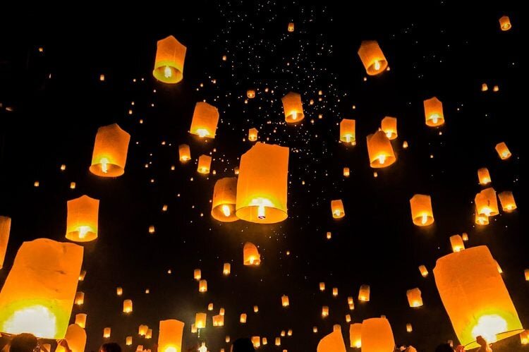 مراسم انقلاب زمستانی در برخی کشورها