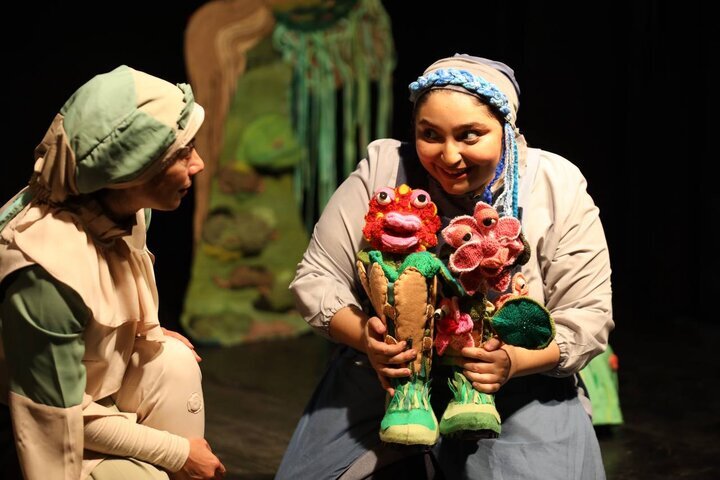 باید به شکل کارگاهی سراغ مخاطب نوجوان رفت؛ نمایشی با تولدهای عجیب