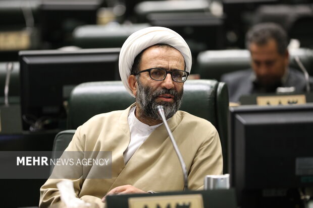 سلیمی: چین مراقب اظهاراتش درباره جزایر سه‌گانه باشد