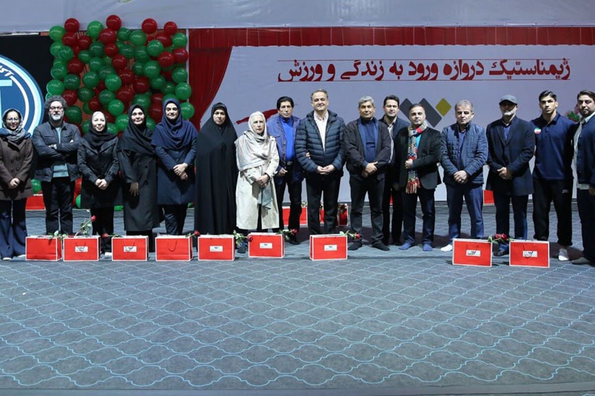 تجلیل از پیشکسوتان و ملی‌پوشان سابق ژیمناستیک