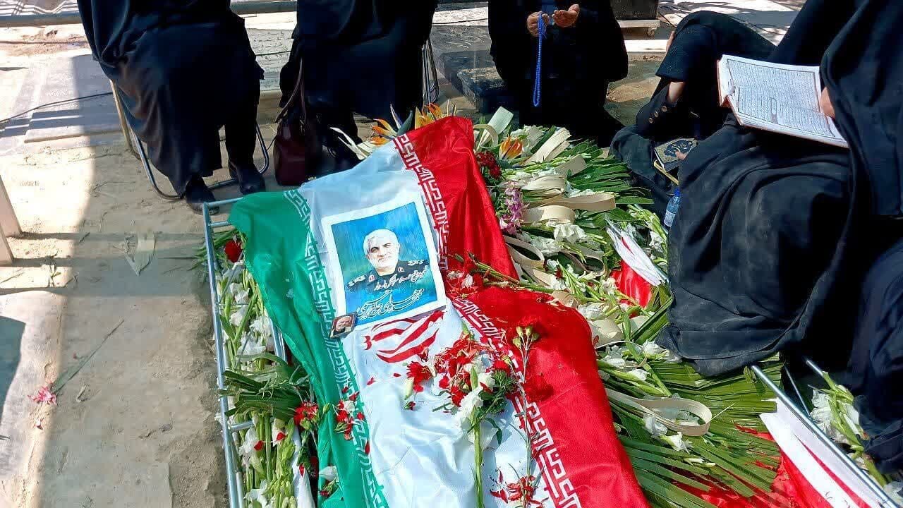 برگزاری مراسم یلدا با شهدا در ایلام