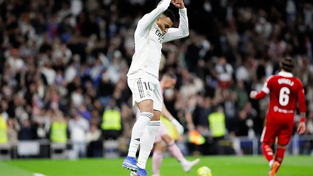 امباپه به رکورد رونالدو رسید و ادای احترام کرد