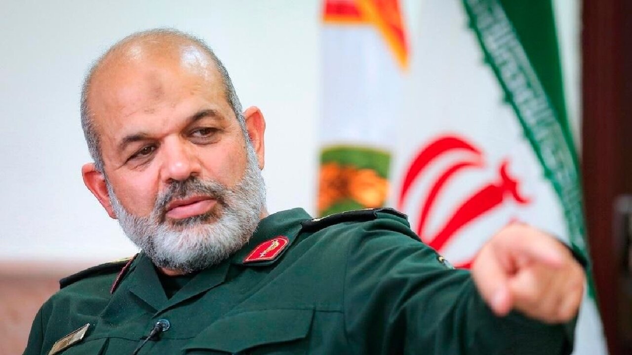 سردار وحیدی: تولید تسلیحات ایران لحظه‌ای متوقف نشده است