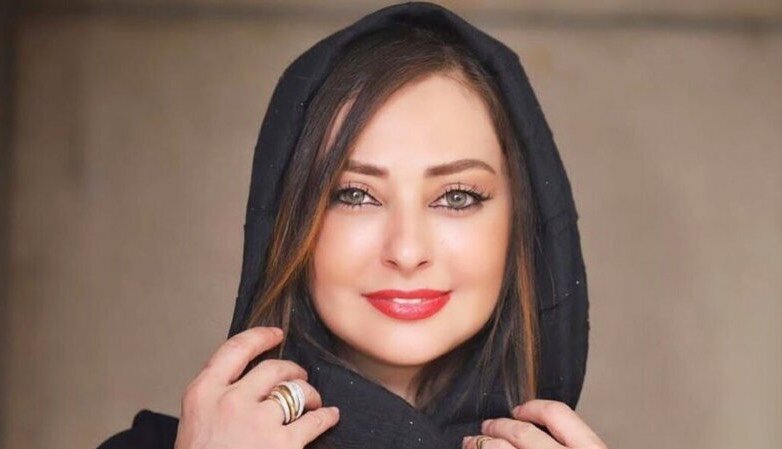 استایل شاد و نوجوان‌پسند نفیسه روشن در 43 سالگی