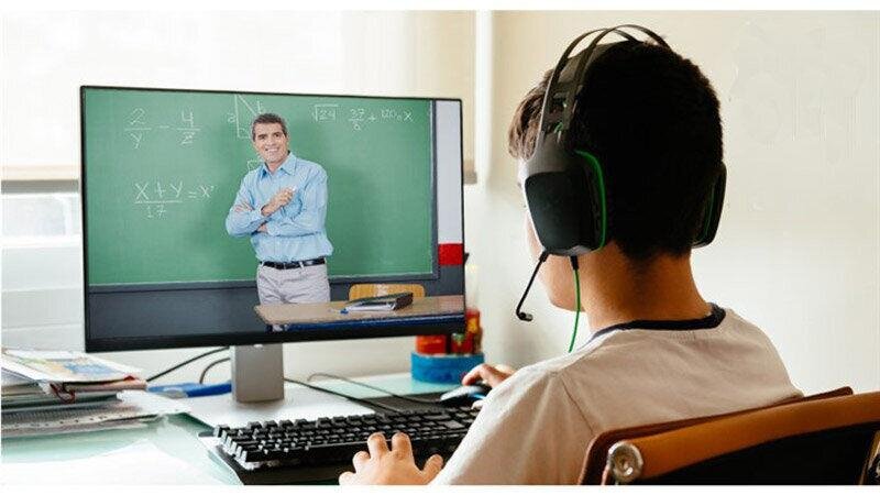 تحصیل برای همه، در هر شرایط؛ مدارس از راه دور، راهکار دولت چهاردهم برای حذف نابرابری آموزش