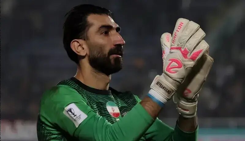 دستکش طلای آسیا برای بیرانوند