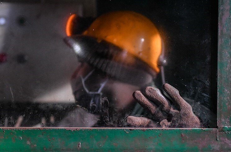 کسی مراقب دست کارگران نیست