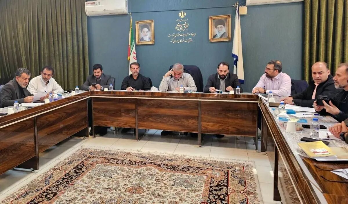 منع قانونی حضور اعضای شورا‌ها در هیئت‌های نظارت بر انتخابات شورا‌ها