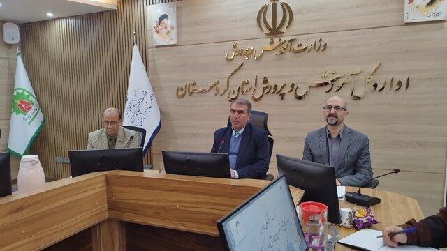 مدیرکل آموزش و پرورش استان: جشن باسوادی کردستان طی سه سال آینده محقق میشود