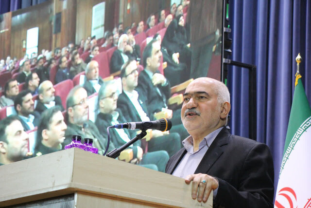 استاندار: خوزستان سزاوار بهرهمندی از منافع صنعت نفت است