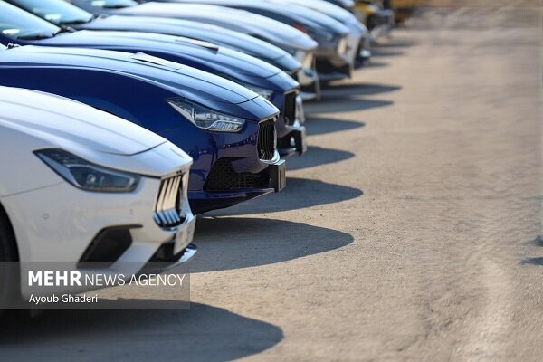 ضوابط واردات خودرو توسط ایرانیان خارج از کشور اعلام شد