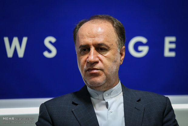 نشست نظارتی فردا برای تقویت دولت است؛ کابینه ترمیم شود