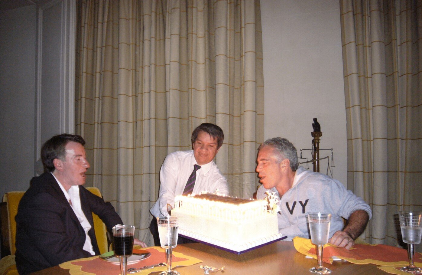 پیدا و پنهان پرونده جفری اپستین؛ اسناد علیه چهره‎های سرشناس