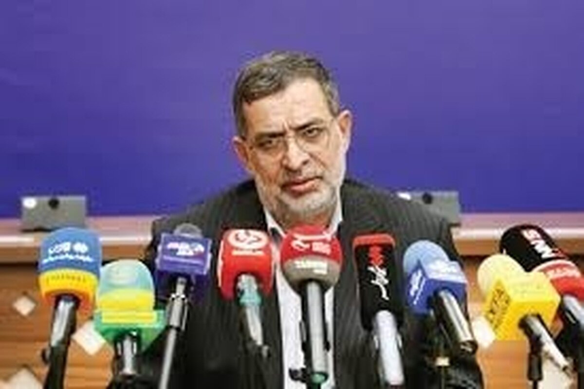 نائینی: دشمنان پس از شکست‌های جنگ ۱۲ روزه، میدان جنگ نظامی را به جنگ شناختی تغییر داده‌اند/ هدف دشمن تضعیف اتحاد ملت ایران است + فیلم