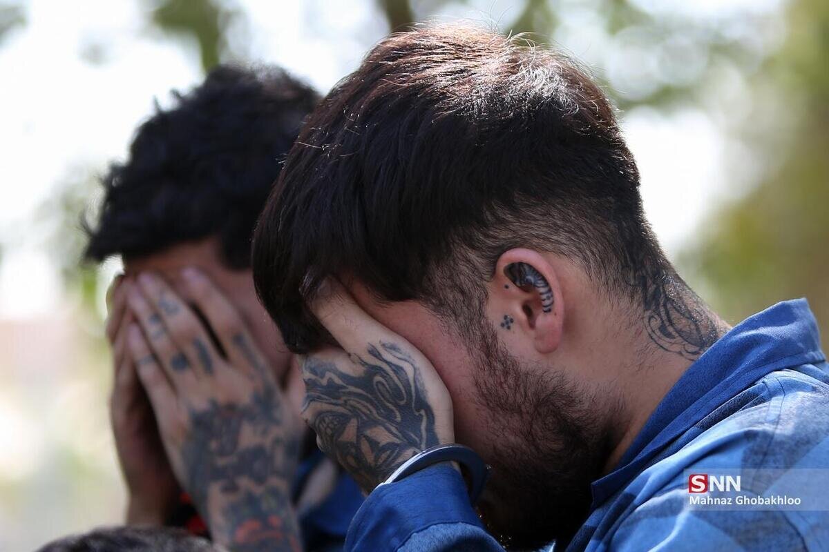 سارقان تحت تعقیب به دام قانون افتاند + فیلم