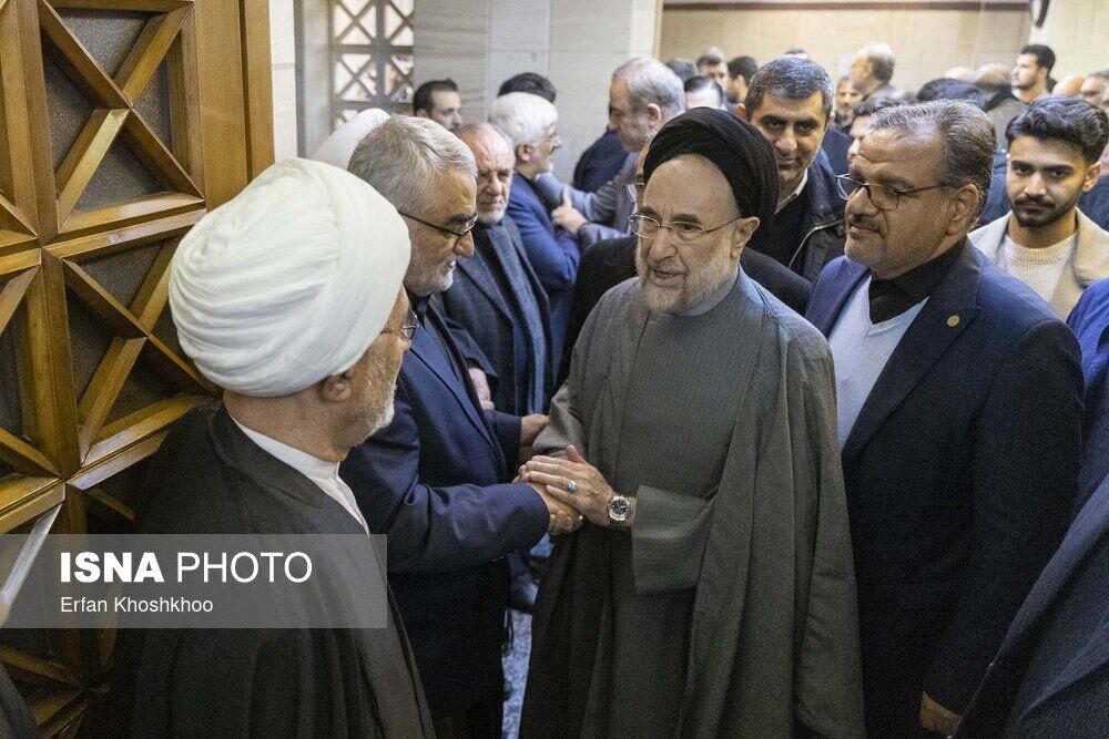 حضور شخصیت های سیاسی در مراسم یادبود «اشرف بروجردی»