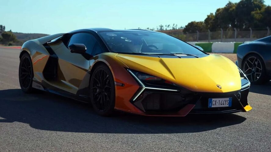 درگ سلاطین V12، لامبورگینی روئلتو، فراری ۱۲ چیلیندری و آستون ونکوئیش