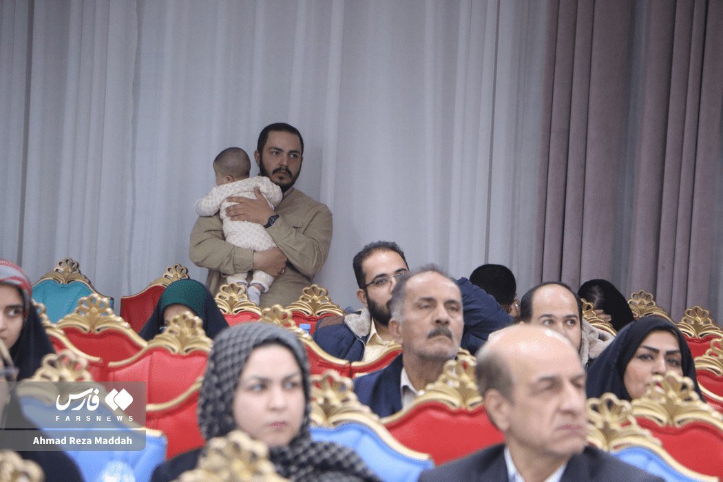 گزارش یک جشن خاص سربازی