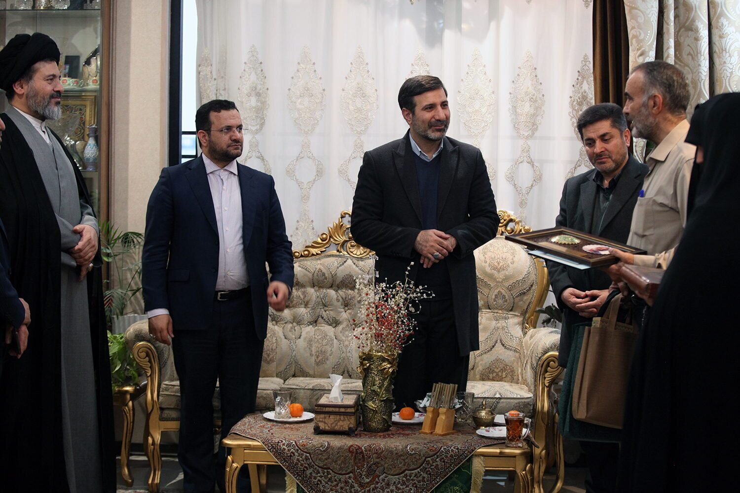 دیدار سخنگوی شورای نگهبان با خانواده سردار شهید «مرتضی طیب‌مسعود»