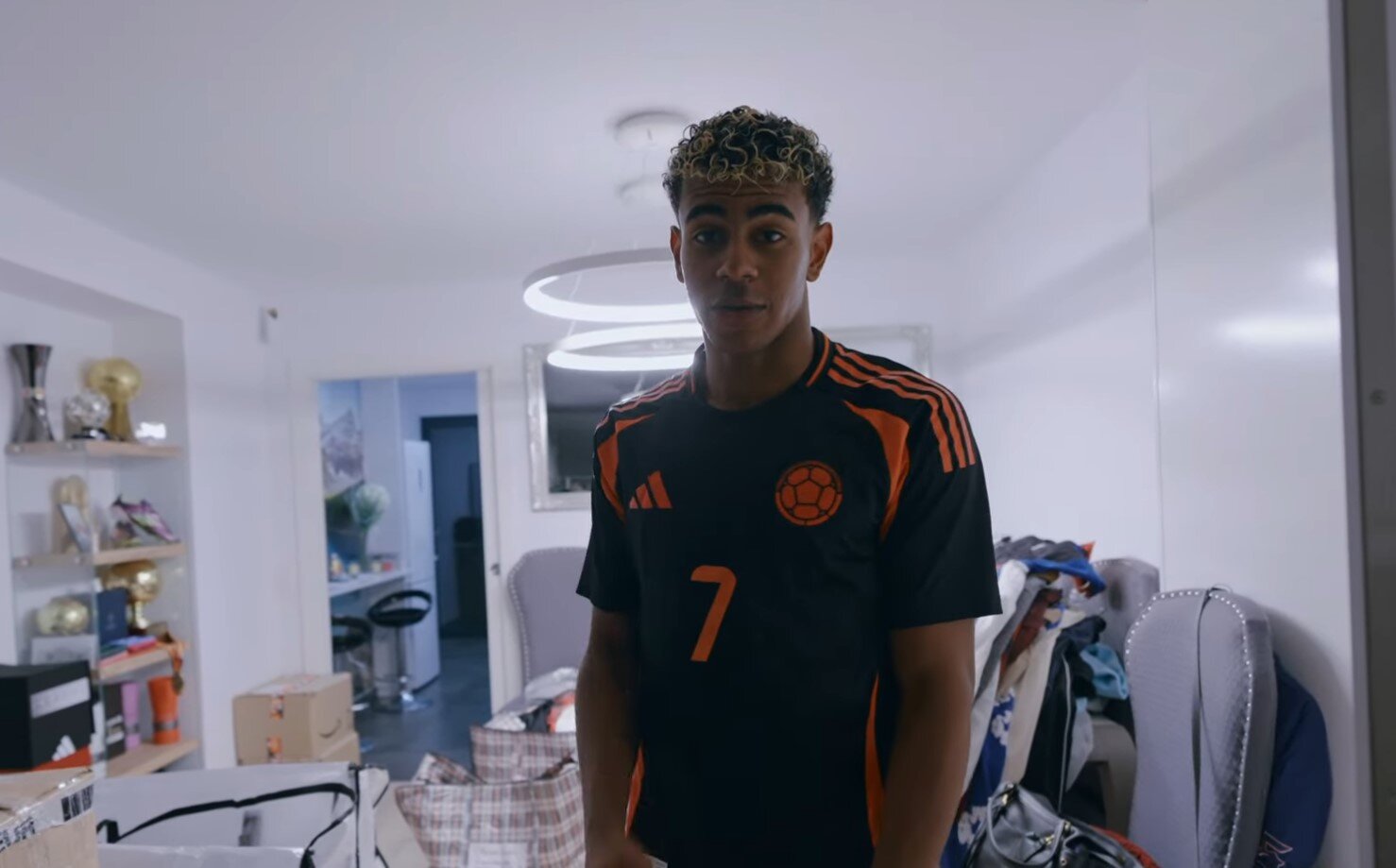 یامال در مسیر رونالدو؛ زودتر سابسکرایب کنید!