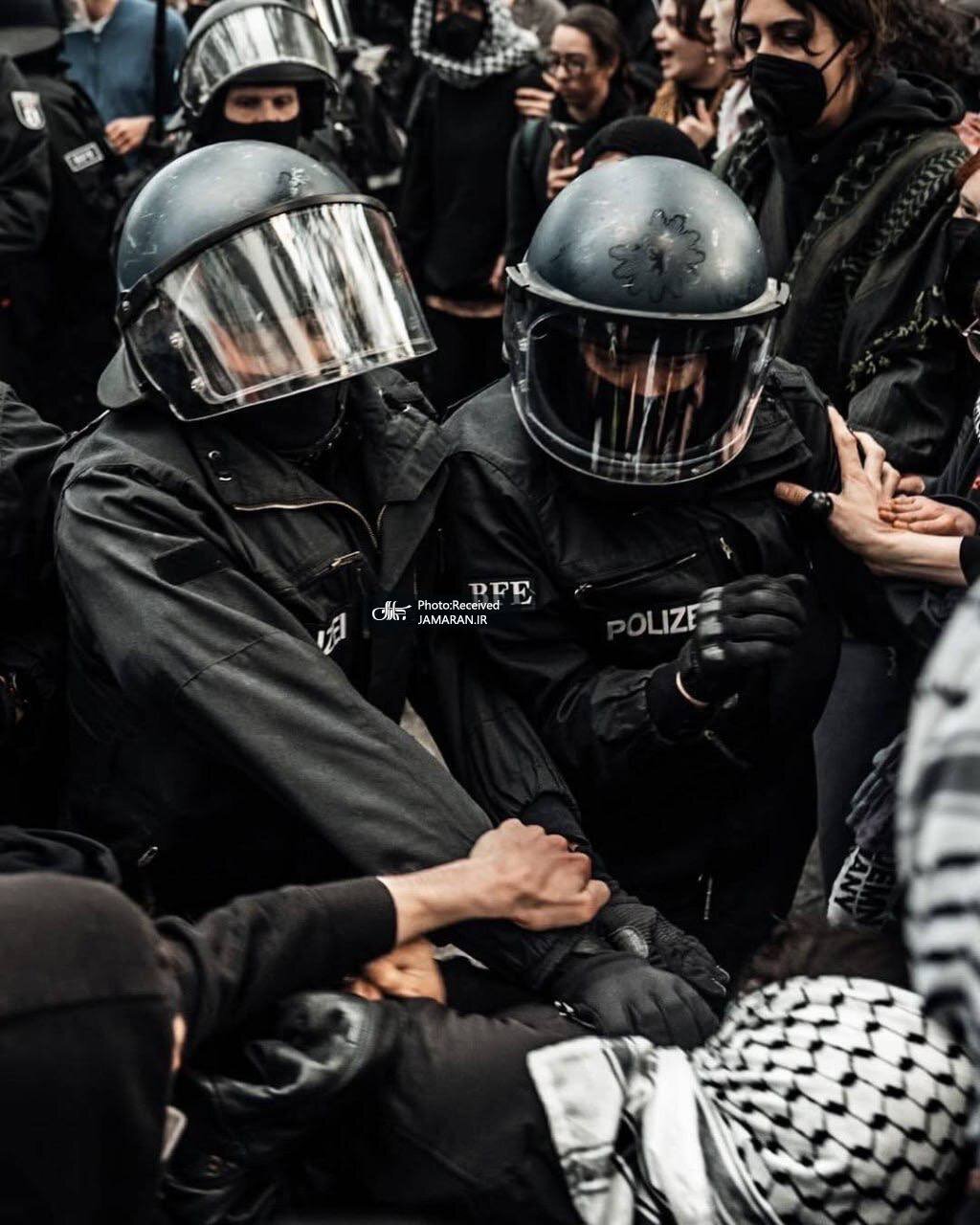 سرکوب طرفداران فلسطین در برلین توسط پلیس آلمان