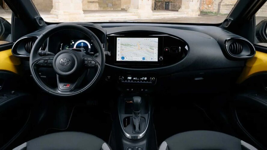 تویوتا آیگو X، پاک‌ترین خودروی بنزینی بازار!