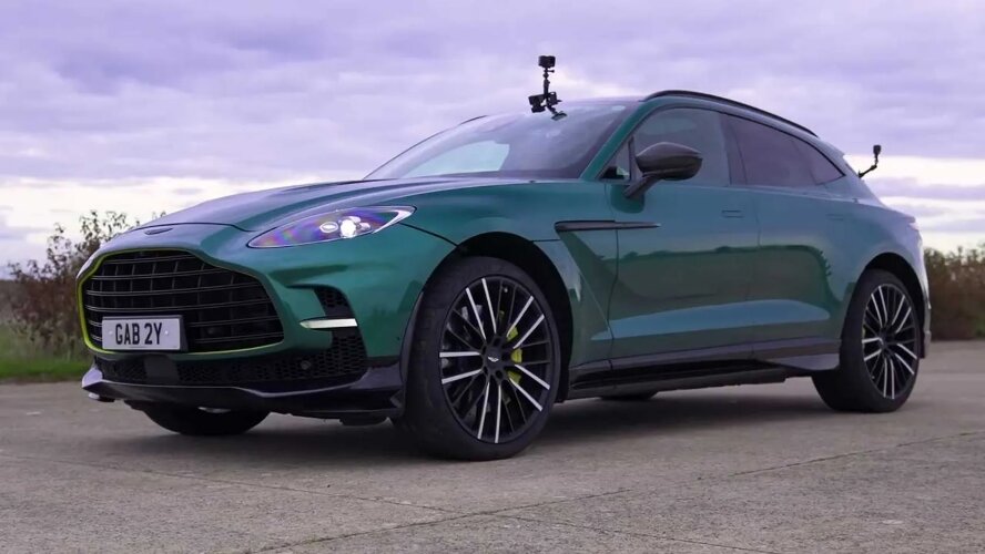 درگ شاسی‌بلندهای اسپرت آلمان و انگلستان، آئودی سریع‌تر است یا آستون‌مارتین؟