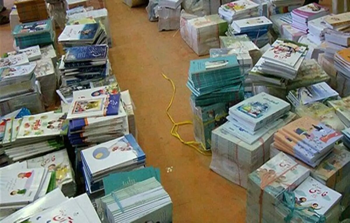 تقسیم وظیفه میان ناشر، پخش و کتابفروش انجام نشده است/ ناشران برای کتاب‌ها بازاریابی نمی‌کنند