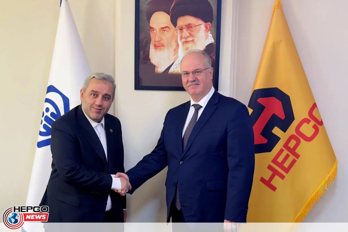 دیدار سفیر بلاروس در ایران با مدیرعامل هلدینگ هپکو/ گام بلند در مسیر عملیاتیسازی همکاریهای صنعتی مشترک