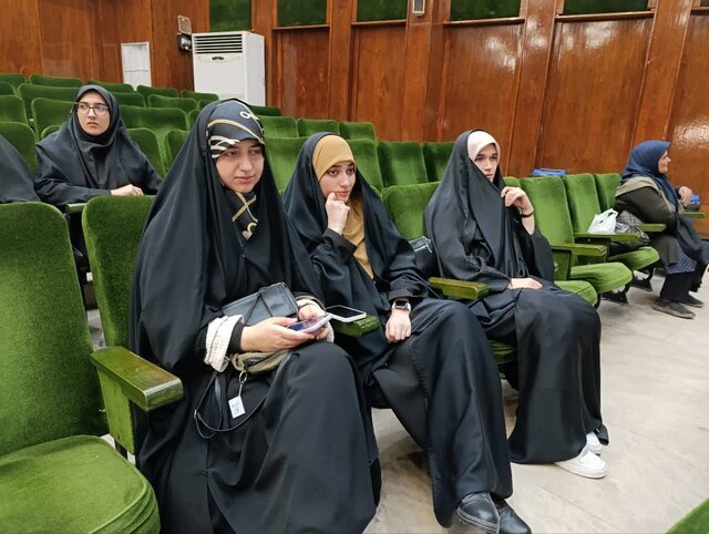 مخالفان و موافقان فیلترینگ و کنترل فضای مجازی مناظره کردند