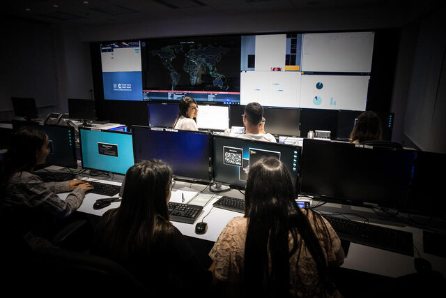 وال‌استریت ژورنال: اسرائیل به طرز شرم‌آوری مقابل نفوذ سایبری ایران آسیب‌پذیر است