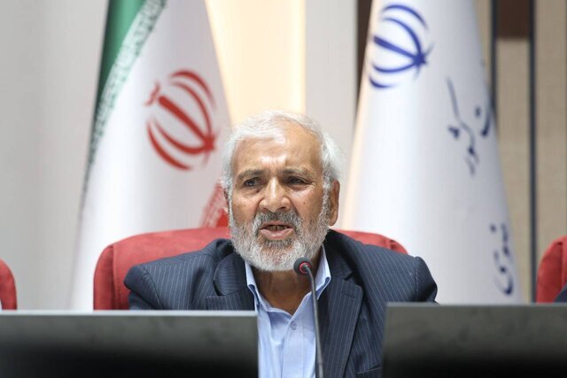 لزوم توجه بیشتر دولت به رسانهها برای همراهسازی افکار عمومی با خود