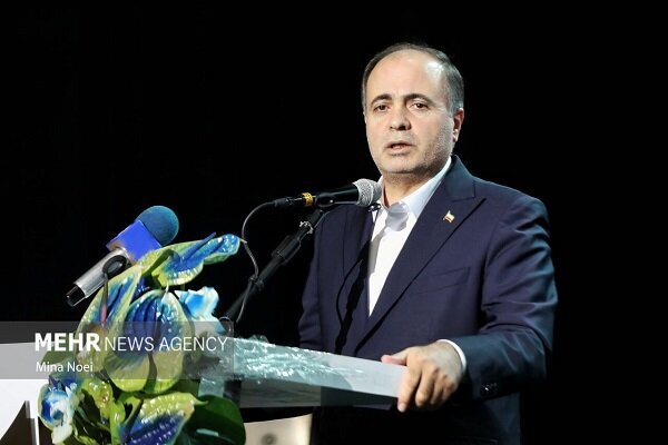 نوری: نخستین محصولات کشت فراسرزمینی به زودی وارد کشور می‌شود