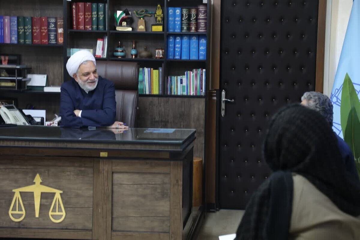 رسیدگی مسئولین قضایی کل استان کرمان به درخواست‌های ۱۲۵ نفر از مراجعان