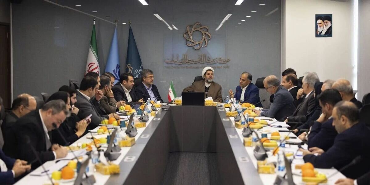 ۵ بانک بزرگ چه برنامه ای برای بازار اسکناس ارز دارند؟ / خرید و فروش ارز به صورت گسترده با این شبکه انجام می شود