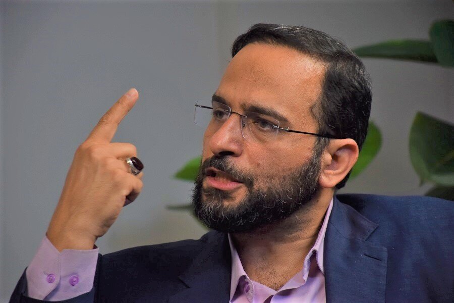 برهانی خطاب به رسایی: نه حقوق را می‌شناسی، نه فقه و آزادی را